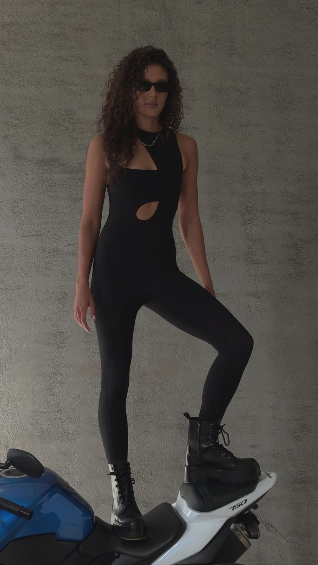 Jumpsuit Allure in Black